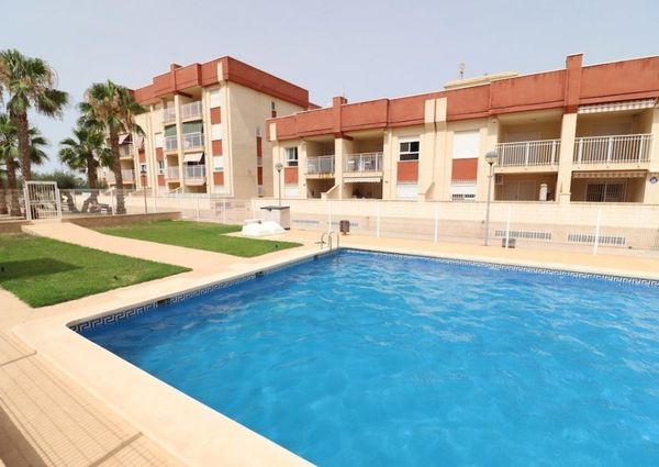 Apartamento en Lomas de Cabo Roig. Temporada baja.