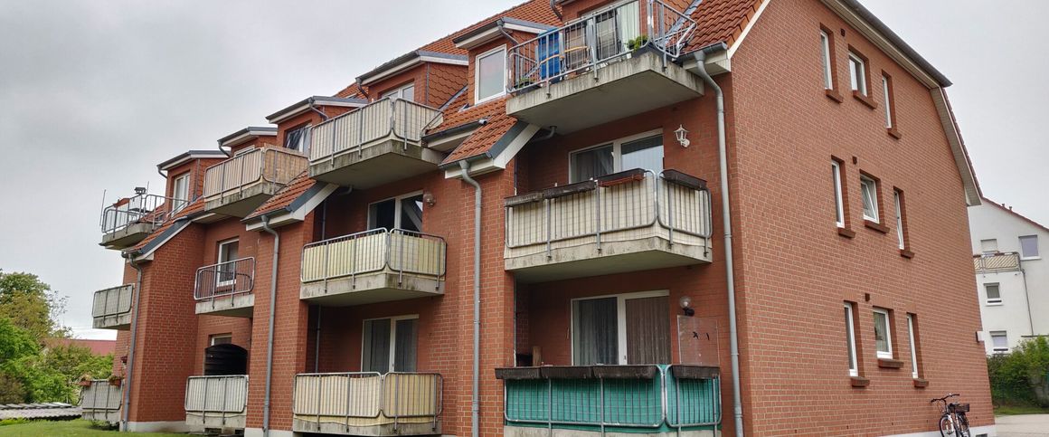 *Gemütliche 2-Raum Wohnung mit Wohlfühlfaktor und Balkon in Radeberg* - Foto 1