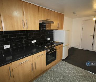 3 bedroom end of terrace house to rent - Photo 6