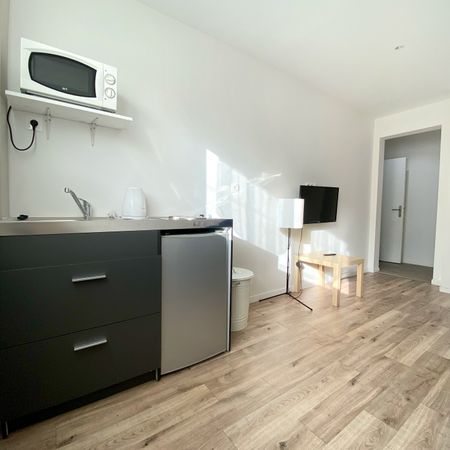 Location Appartement 1 pièce 17m² NIORT 79000 - Photo 4