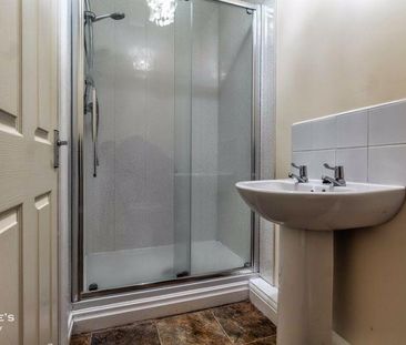 3 bedroom terraced house to rent - Photo 4
