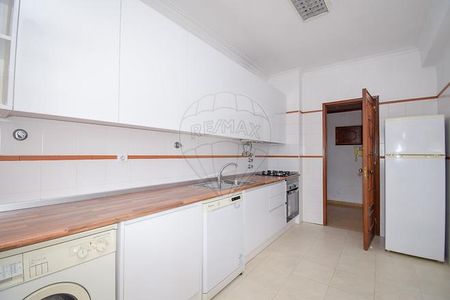 Apartamento T2 - Photo 3