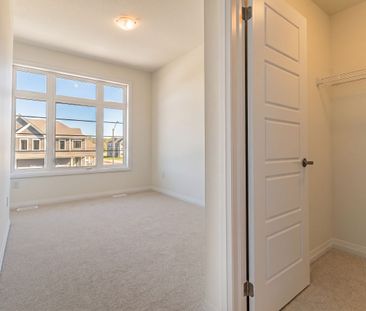 For Lease - 134 Granville Crescent, Haldimand, Ontario - Photo 4