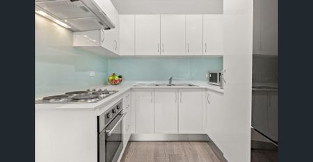 Renovated unit across from the beach - Photo 5