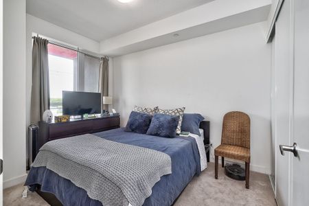 For Lease - 5230 Dundas Street Unit# 430, Burlington, Ontario - Photo 4