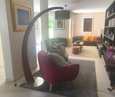 Location Maison 6 pièces 146m² STE FOY LES LYON 69110 - Photo 4
