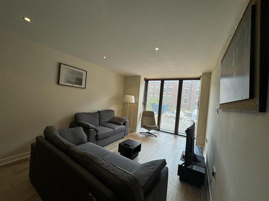 2 bedroom apartment to rent - Photo 1