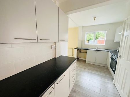 Queens Way, Dordon, Property for rent - Photo 4