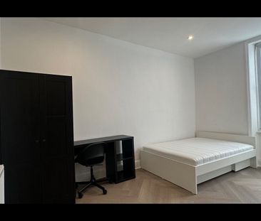 Room in a Shared House, Deane Road, L7 - Photo 1