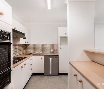 EXCELLENT ONE BEDROOM IN THE BERKELEY | Unfurnished - Photo 5