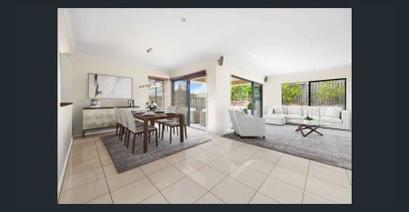 Spacious Family Home in a Prime Pacific Pines Location - Photo 3