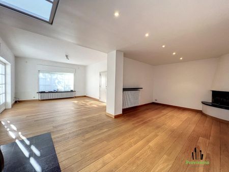 **Prachtige Woning met Centrale Ligging in Wevelgem!** - Foto 3