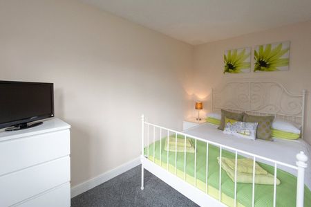 2 bedroom apartment to rent - Photo 3