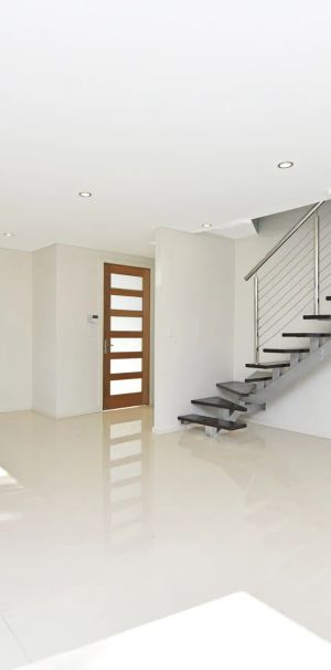 Stylish and spacious living in Prime location - Photo 1