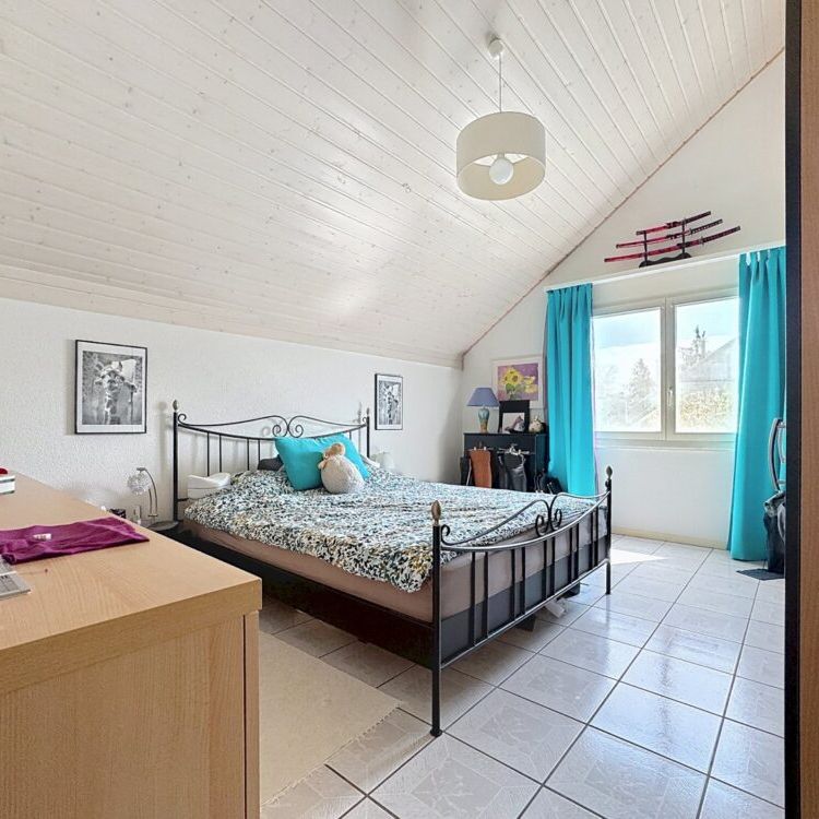 À découvrir sans tarder ce duplex de 6,5 pièces - Photo 1