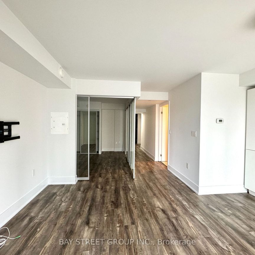For Lease - 955 Bay Street Unit# 1203, Toronto, Ontario - Photo 1