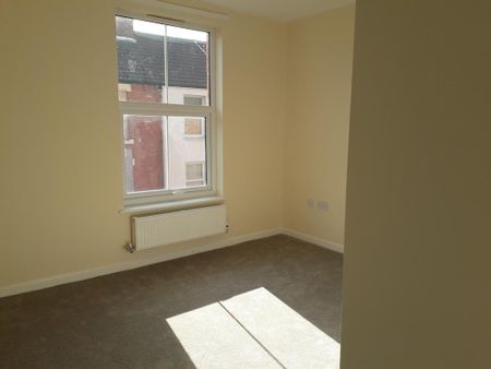 2 bedroom townhouse to rent - Photo 5