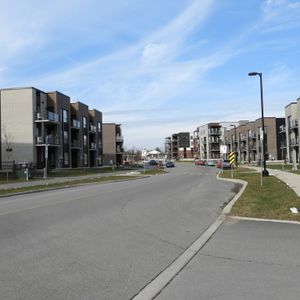 2 CHAMBRES REMISE-PARKING_AYLMER - Photo 2