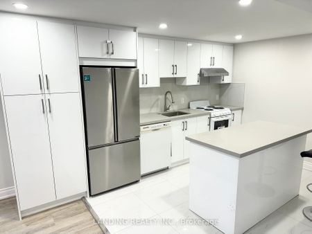 For Lease - Lower 2 Barker Court, Markham, Ontario - Photo 2