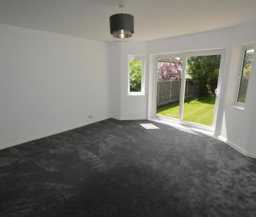 4 bedroom detached house to rent - Photo 1