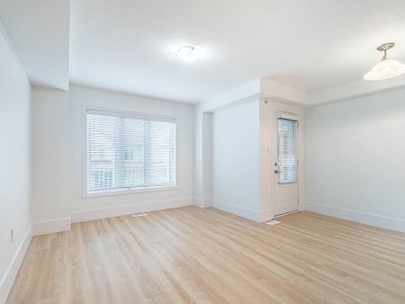 For Lease - 436 Linden Drive, Cambridge, Ontario - Photo 2