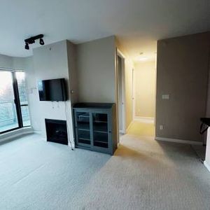 2 bed 2 bath condo for rent - Photo 2