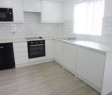 Mountbatten Close, Preston - Photo 6