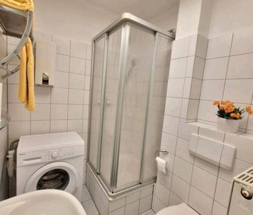 Helle, vollmöblierte 1,5 Zi.-Wohnung in Bestlage zu vermieten - Photo 1