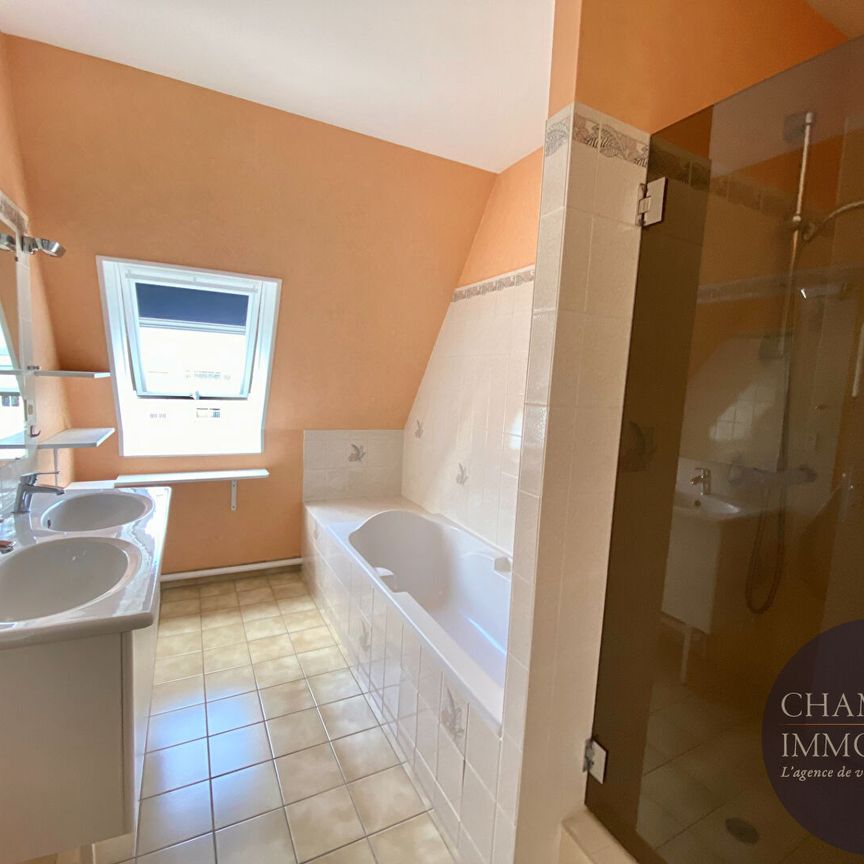 Appartement T5 en duplex - Photo 1