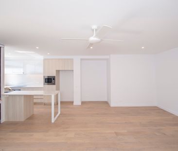 Stunning Apartment in the Heart of Kings Beach! - Photo 5