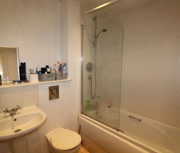 99 Bouverie Court, Leeds - Photo 3