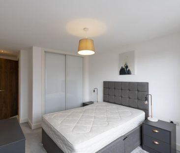 2 bedroom apartment to rent - Photo 2