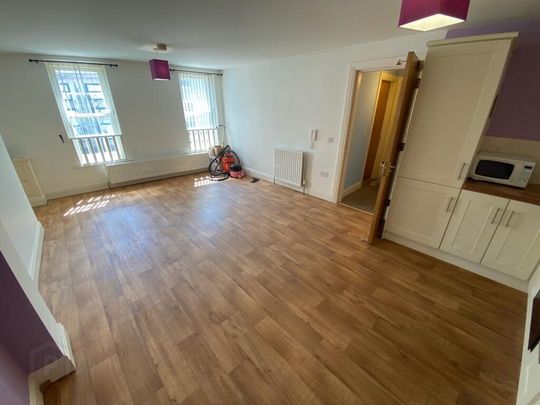 Apt 4 13-15 Bridge Street, Lisburn, BT28 1XZ - Photo 1