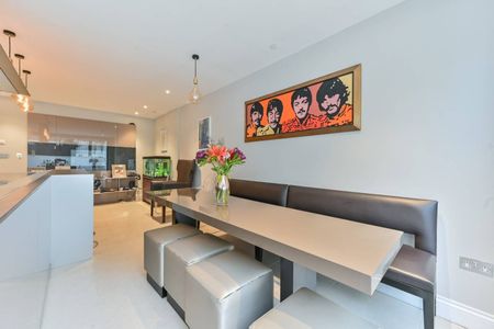 5 Bed Terraced House, Windsor Close, SE27 - Photo 4