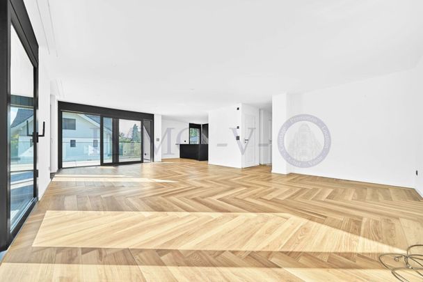 HIGH STANDING DUPLEX WITH BALCONY-TERRACE - Foto 1