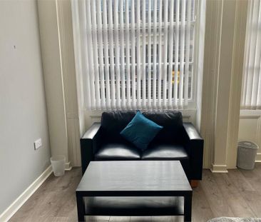 Studio to rent - Photo 6
