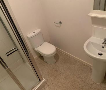Studio to rent - Photo 5