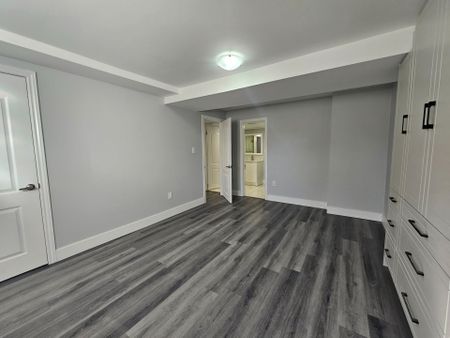 For Lease - 6306 Crickadorn Court, Mississauga, Ontario - Photo 2