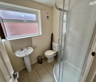 6 bedroom house to rent - Photo 5