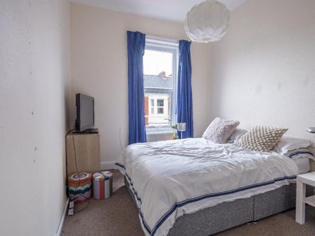 4 bedroom maisonette to rent - Photo 5