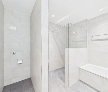 Neubau: 4.5-Zi-Wohnung mit grosszügigem Balkon und Weitsicht - Photo 6