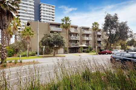 37/340 Beaconsfield Parade, St Kilda West VIC 3182 - Studio For Rent | Domain - Photo 4