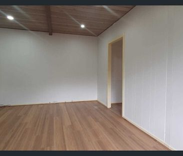 Affordable Three Bedroom Home! - Photo 1