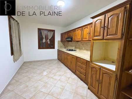 Location Appartement 4 pièces 100m² PENTA DI CASINCA 20213 - Photo 4