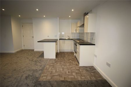 2 bedroom apartment to rent - Photo 4