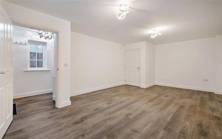 3 bedroom end of terrace house to rent - Photo 5