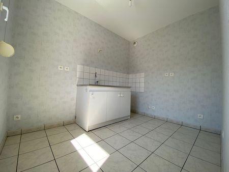 Location Appartement 2 pièces 46m² BESANCON 25000 - Photo 5