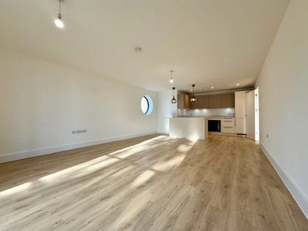 Harmony, 5 Burnaby Road, Bournemouth, Dorset, BH4 - Photo 3