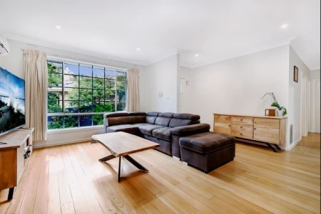 8 Frank Street, Vermont, Melbourne - Photo 4