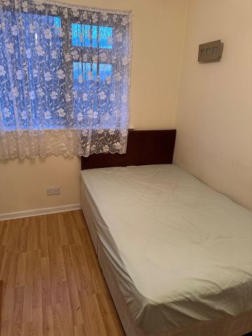 2 Bed Flat, Lupton Avenue, LS9 - Photo 3